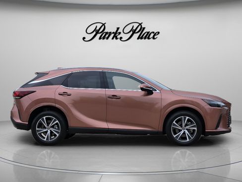 Used 2025 Lexus RX 350 Premium w/ Accessory Package (Z1) FWD image 6