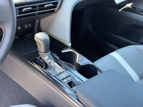 New 2026 Toyota Camry SE FWD image 17