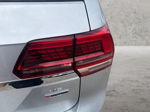 Used 2018 Volkswagen Atlas SEL Premium AWD/4WD image 23