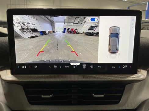 Used 2026 Ford Explorer Active w/ Active Comfort Package image 27