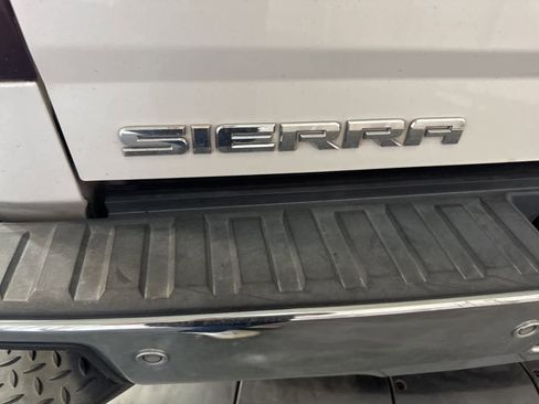 Used 2017 GMC Sierra 1500 SLT w/ Texas SLT Premium Package image 15