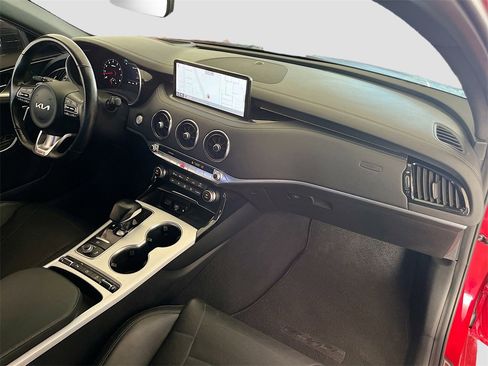 Used 2022 Kia Stinger GT2 image 30