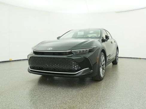 New 2026 Toyota Crown Limited w/ Advanced Technology Package image 32