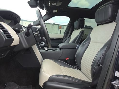 Used 2023 Land Rover Discovery HSE R-Dynamic AWD/4WD image 27