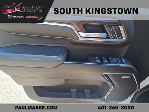Used 2022 GMC Sierra 1500 SLT w/ SLT Convenience Package AWD/4WD image 11