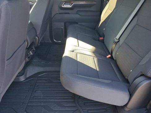 New 2026 GMC Sierra 1500 SLE image 20