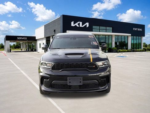 Used 2023 Dodge Durango R/T RWD image 2