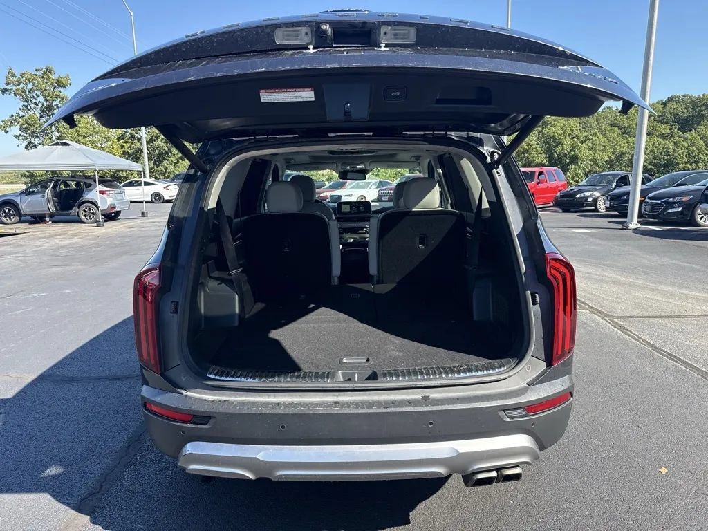 Used 2021 Kia Telluride SX w/ SX Prestige Package AWD/4WD image 11