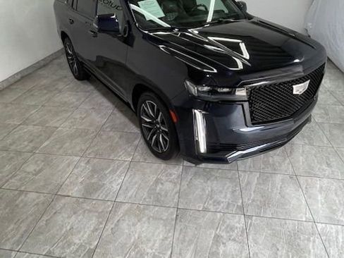 Used 2021 Cadillac Escalade Sport Platinum image 5
