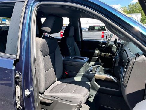 Used 2021 Chevrolet Silverado 1500 RST AWD/4WD image 11