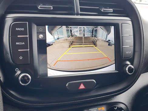 Certified 2023 Kia Soul LX w/ LX Technology Package image 20