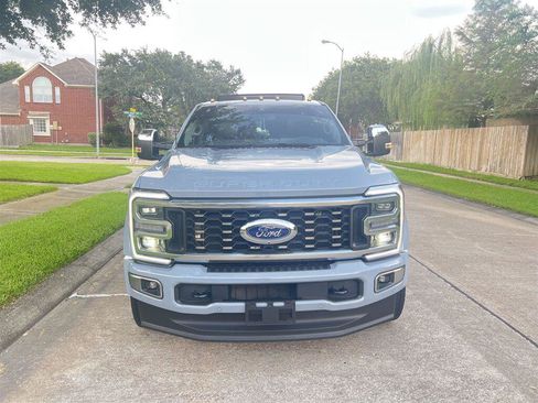 Used 2026 Ford F450 Platinum w/ Platinum Plus Package AWD/4WD image 5