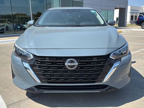 New 2025 Nissan Sentra SV w/ All-Weather Package FWD image 4