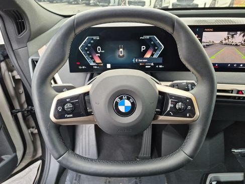 Used 2026 BMW iX xDrive45 w/ Premium Package AWD/4WD image 18