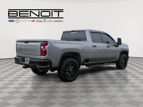 Used 2024 Chevrolet Silverado 2500 Custom AWD/4WD image 5