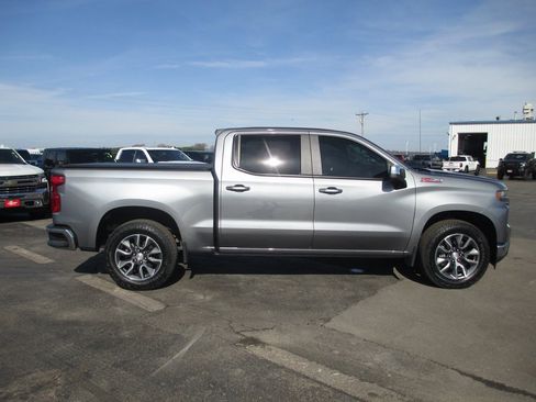 Used 2020 Chevrolet Silverado 1500 LT w/ All-Star Edition image 5