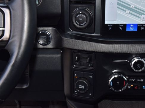 Certified 2024 Ford F250 Platinum image 30