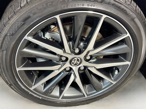 Used 2024 Toyota Camry XLE w/ Navigation Package image 14