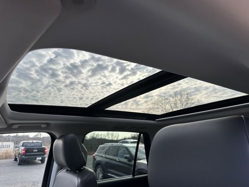 Used 2025 Ford Expedition Max Active image 6