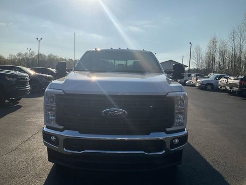 New 2026 Ford F250 XL AWD/4WD image 2