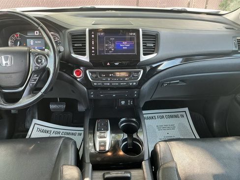 Used 2017 Honda Pilot Elite image 27