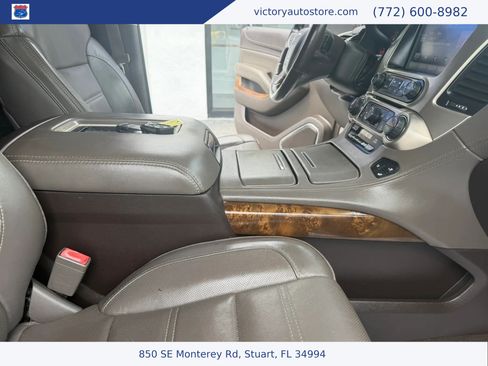 Used 2015 GMC Yukon Denali w/ Premium Package AWD/4WD image 8