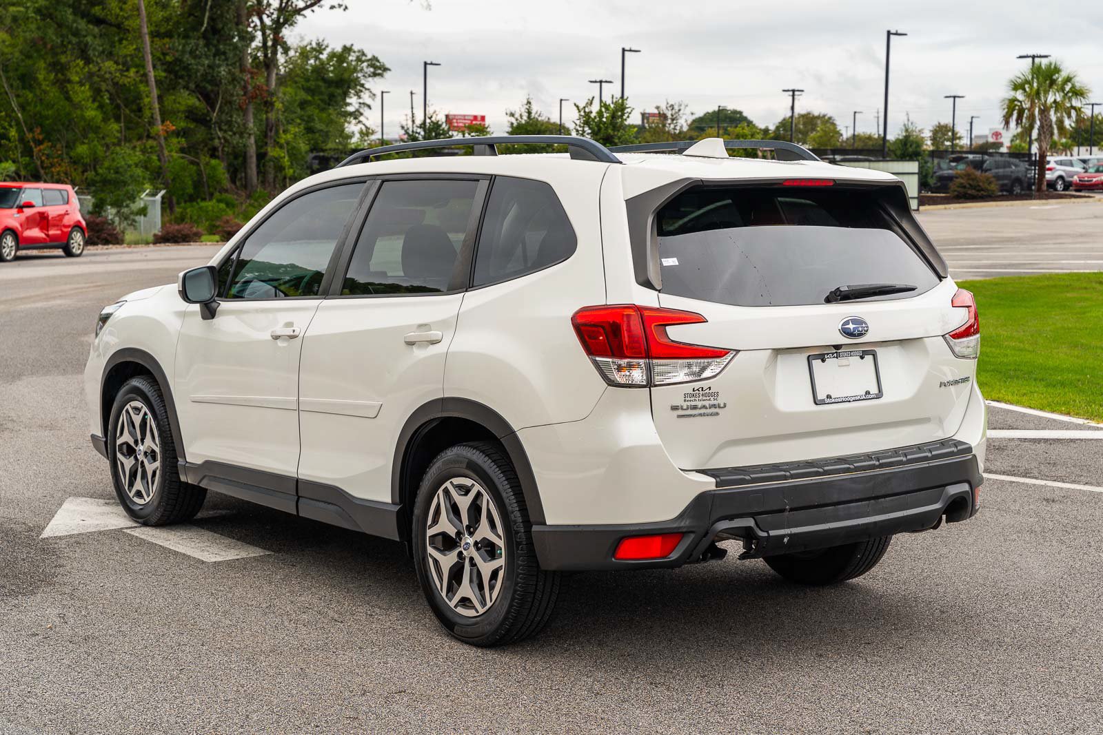 Used 2019 Subaru Forester Premium AWD/4WD image 5