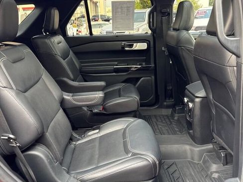 Used 2021 Ford Explorer ST w/ Equipment Group 401A AWD/4WD image 16