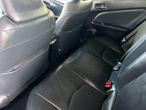 Used 2021 Toyota Prius Limited w/ Premium Convenience Package FWD image 11