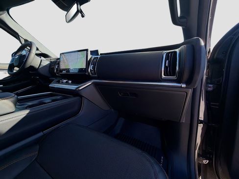 New 2026 Ford Expedition Tremor image 37