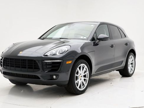 Used 2018 Porsche Macan image 2