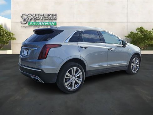 Used 2024 Cadillac XT5 Premium Luxury image 5
