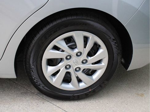 Used 2020 Hyundai Elantra SE w/ Cargo Package (C1) FWD image 39