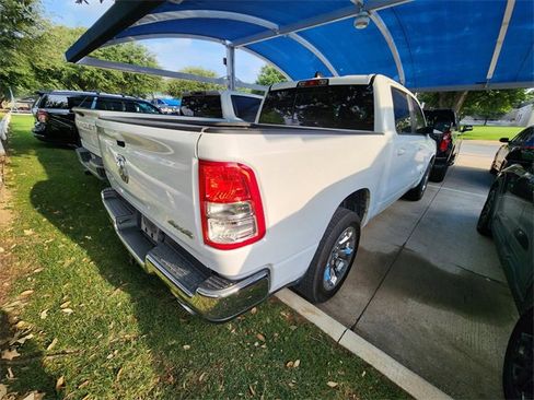 Used 2022 RAM 1500 Lone Star AWD/4WD image 3