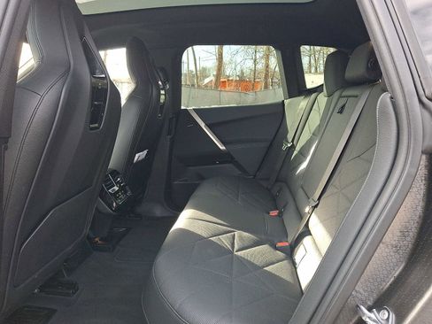 Used 2025 BMW iX xDrive50 image 10