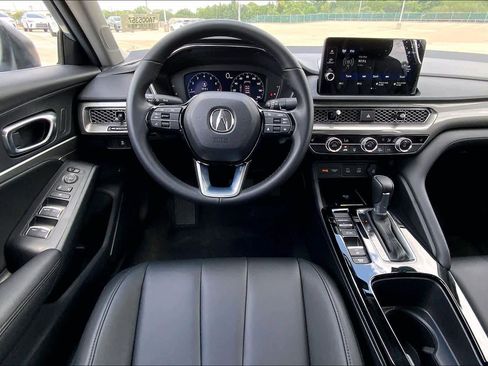 Used 2026 Acura Integra image 6