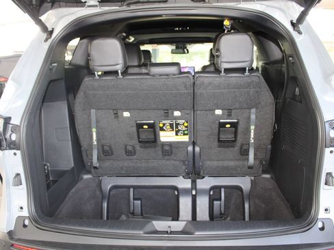 Certified 2025 Toyota Sienna XLE Woodland Edition AWD/4WD image 57