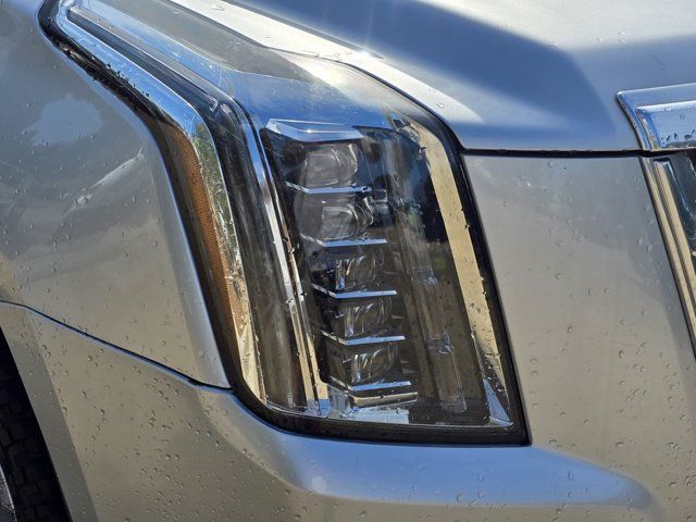 Used 2020 Cadillac Escalade Luxury RWD image 6