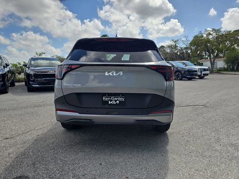 New 2026 Kia Sportage EX image 7