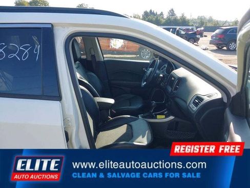 Used 2018 Jeep Compass Latitude w/ Popular Equipment Group image 10