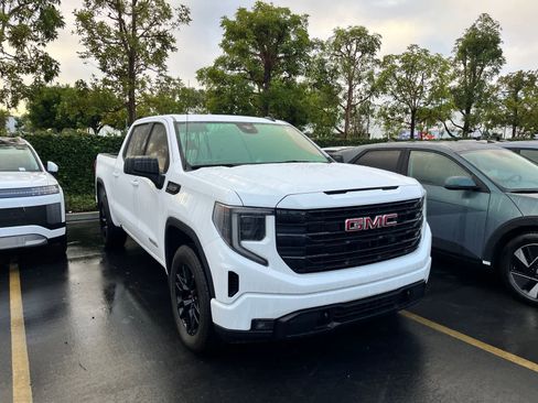 Used 2024 GMC Sierra 1500 Elevation w/ Max Trailering Package image 2
