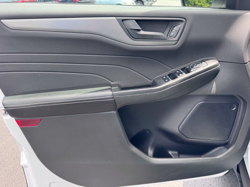 Used 2024 Ford Escape Active FWD image 21
