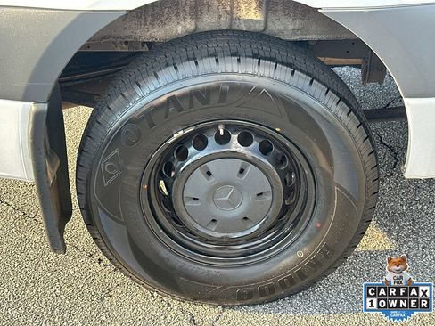 Used 2025 Mercedes-Benz Sprinter 2500 image 18