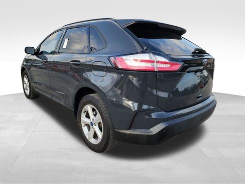 Used 2021 Ford Edge SE image 5