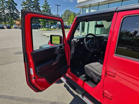 Used 2011 Jeep Wrangler Unlimited Sport AWD/4WD image 18