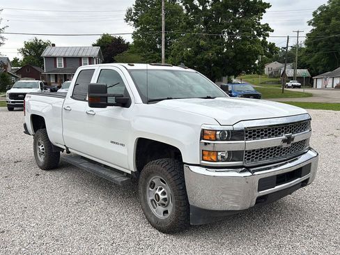 Used 2019 Chevrolet Silverado 2500 W/T AWD/4WD image 3