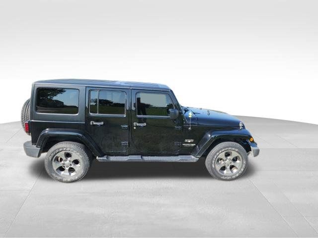 Used 2018 Jeep Wrangler Unlimited Sahara AWD/4WD image 2