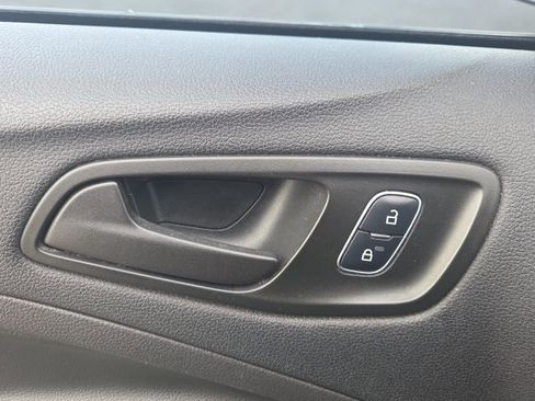 Used 2017 Ford Escape S image 21