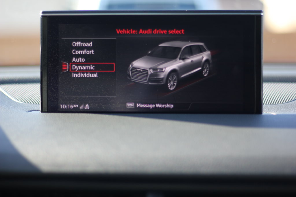Used 2018 Audi Q7 3.0T Prestige AWD/4WD image 24