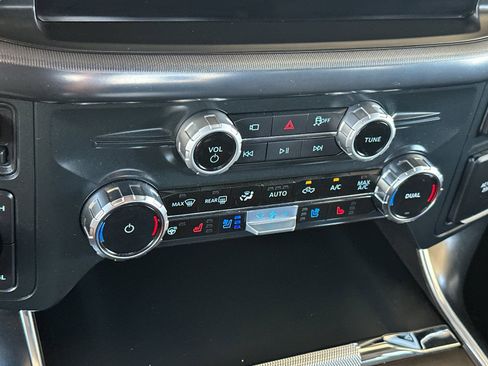 Used 2025 Ford F150 Raptor AWD/4WD image 25